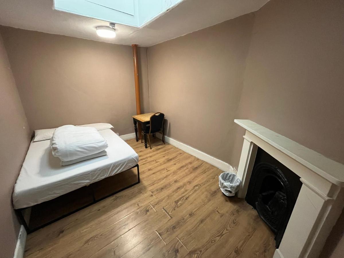 Queen Elizabeth Hostel Londra Dış mekan fotoğraf